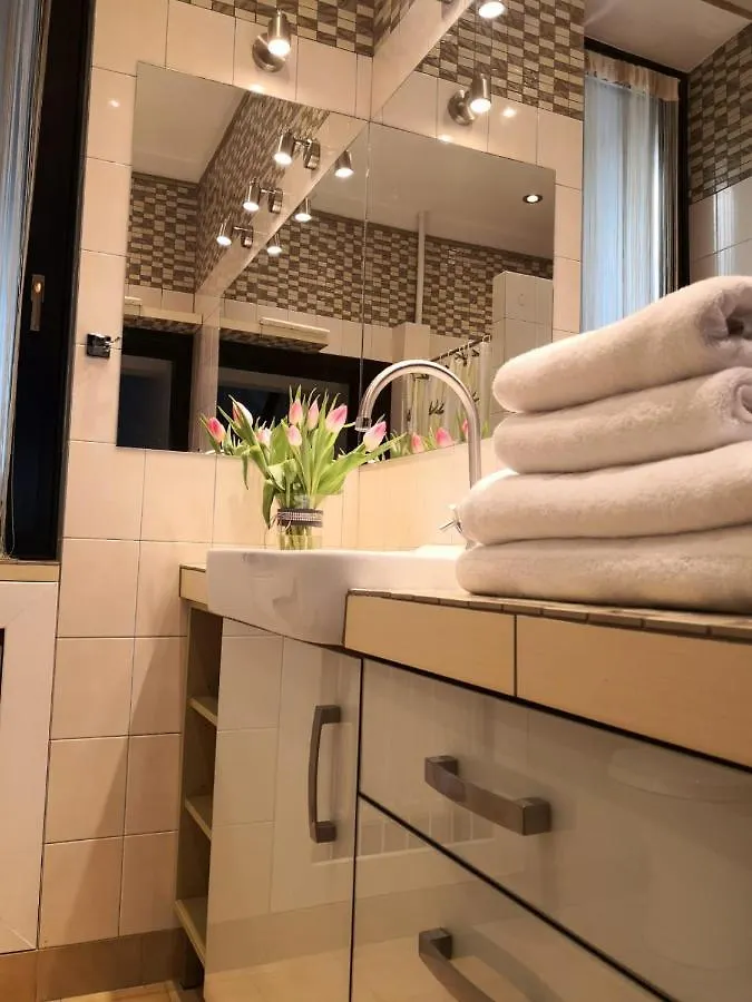 Apartment Family Home Garden & Sauna Krakow